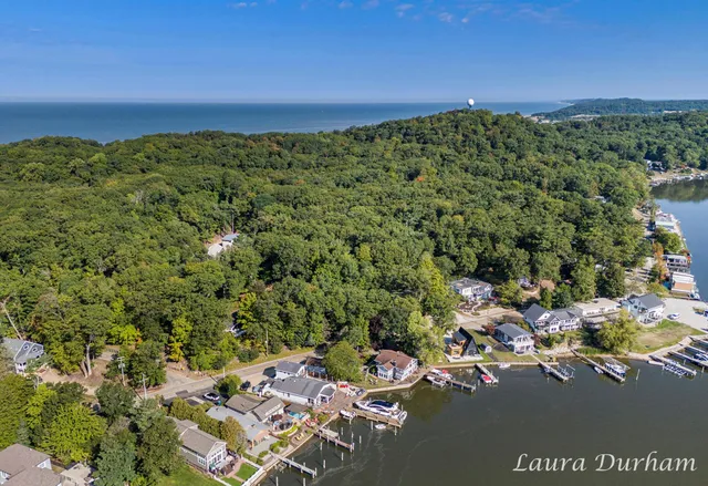 $195,000 | Vl Park Street, Saugatuck, MI 49453