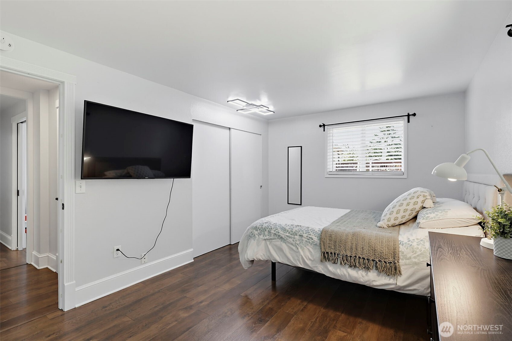 914 South 30th Place Renton, WA 98055 - Photo 30 of 38 Gallery Image 30