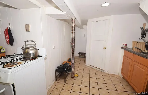 $980,000 | 164-14 81st Avenue | Hillcrest