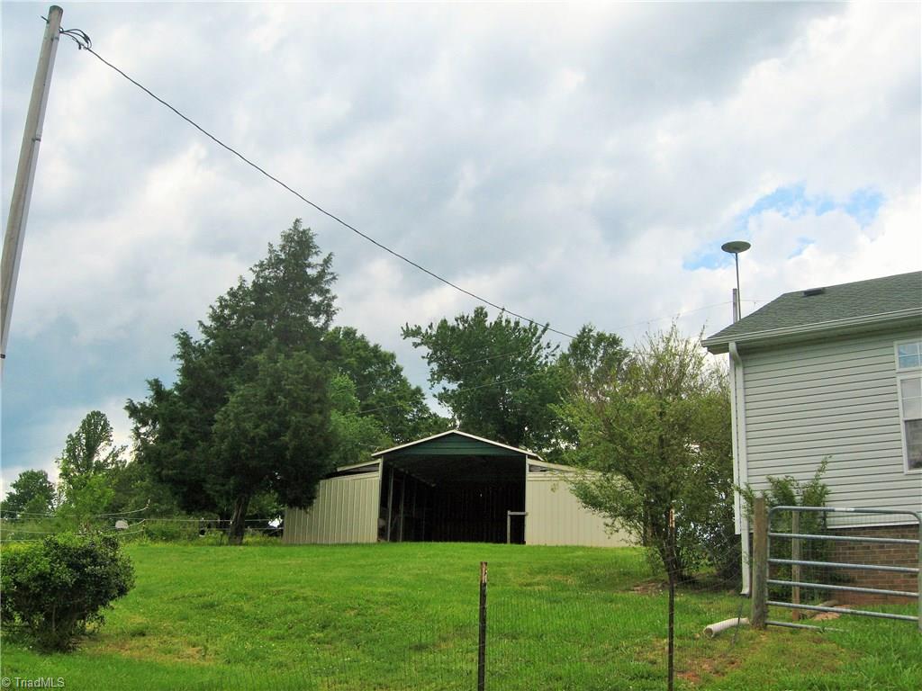 330 Crumpton Road Reidsville, NC 27320 - Photo 9 of 28 View of barn from backyard