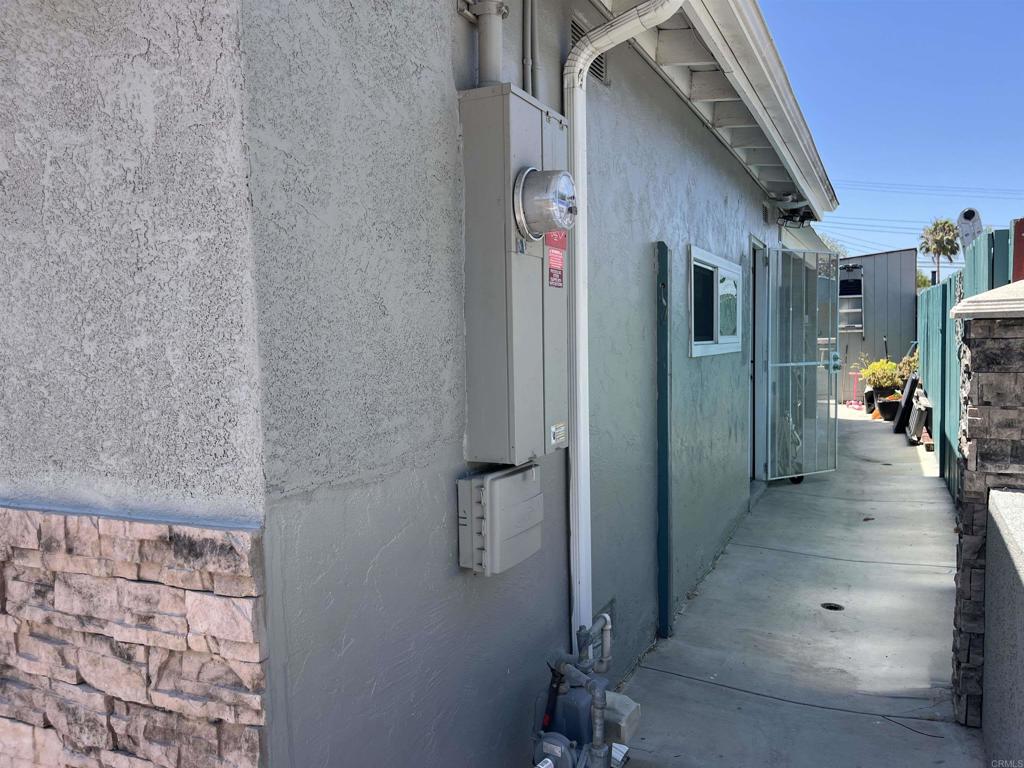 238 Lakeview Avenue Spring Valley, CA 91977 - Photo 77 of 130