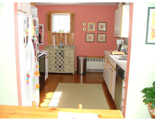 33 Edgehill Road Winthrop, MA 02152 - Photo 10 of 13 Gallery Image 10