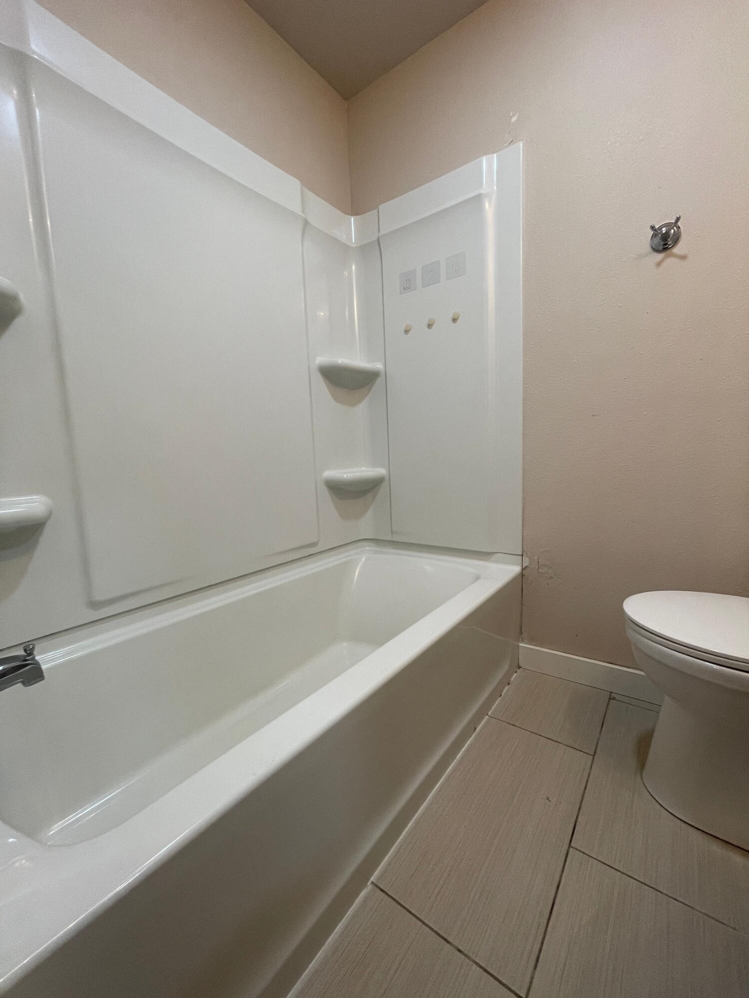 3407 32nd Street Lubbock, TX 79410 - Photo 6 of 7 6165794F-BC89-4B98-986A-CE9248E43097