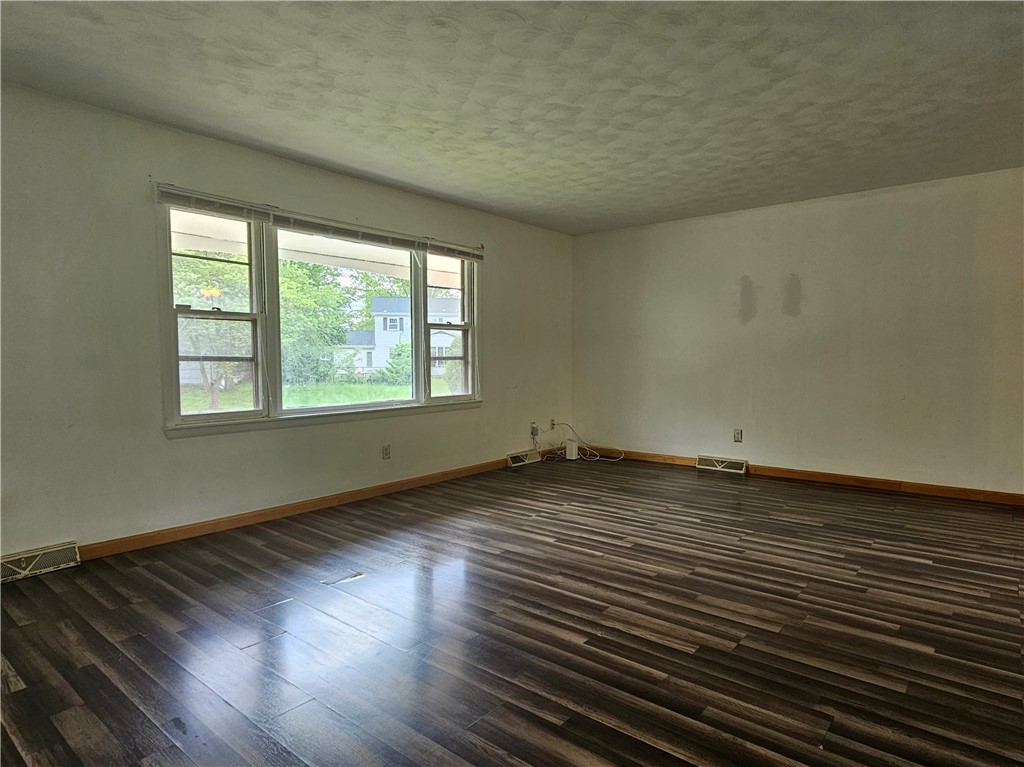 4027 Buckingham Drive Decatur, IL 62526 - Photo 2 of 27