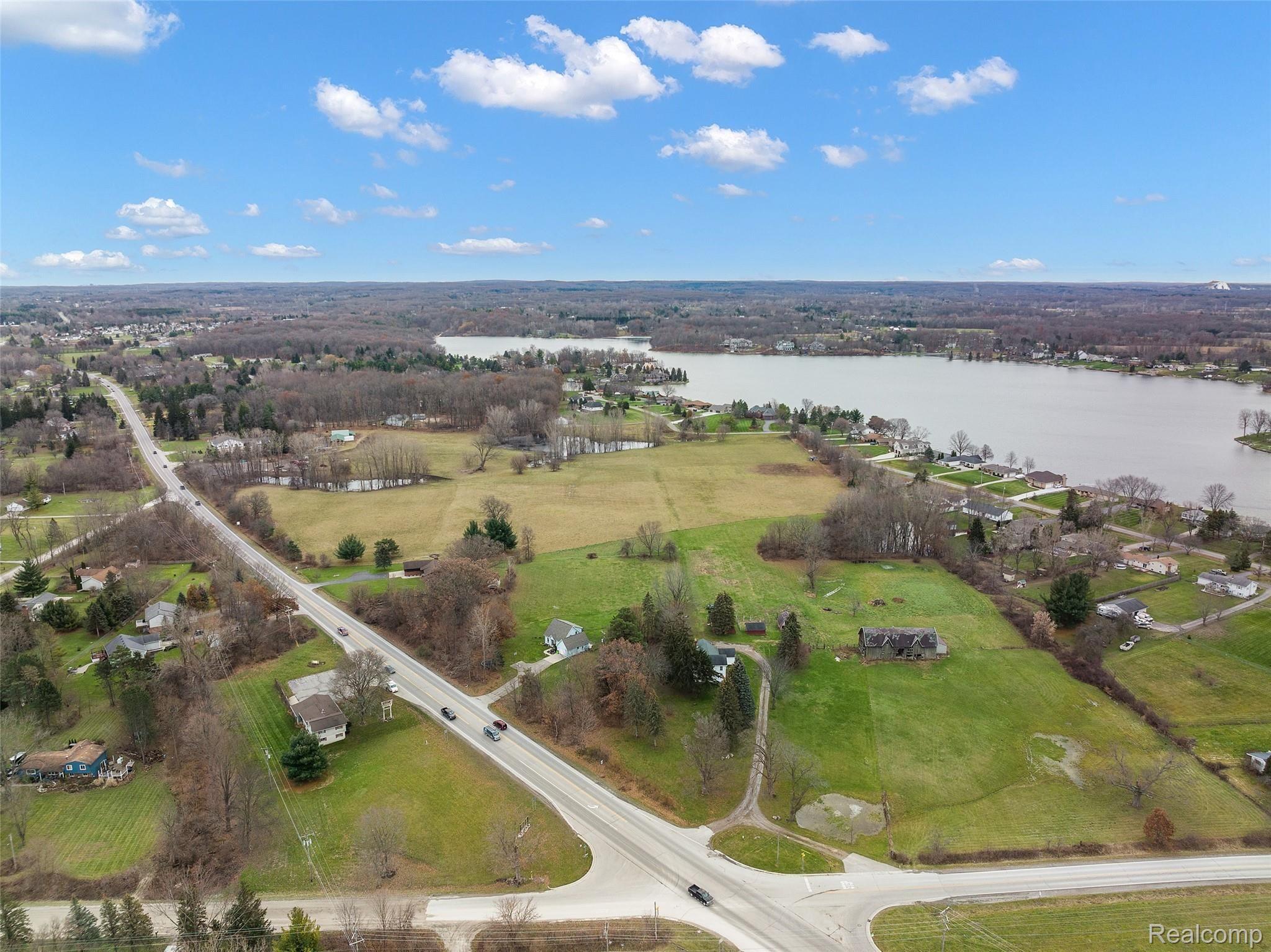 10448 Green Road Goodrich, MI 48438 - Photo 13 of 57 10448 Green Rd-12.jpg