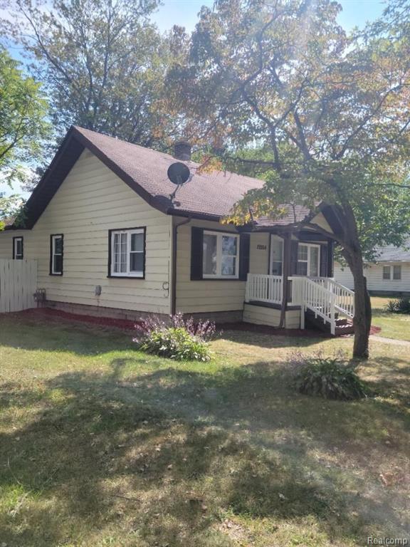19264 Houghton Street Detroit, MI 48219 - Photo 2 of 18