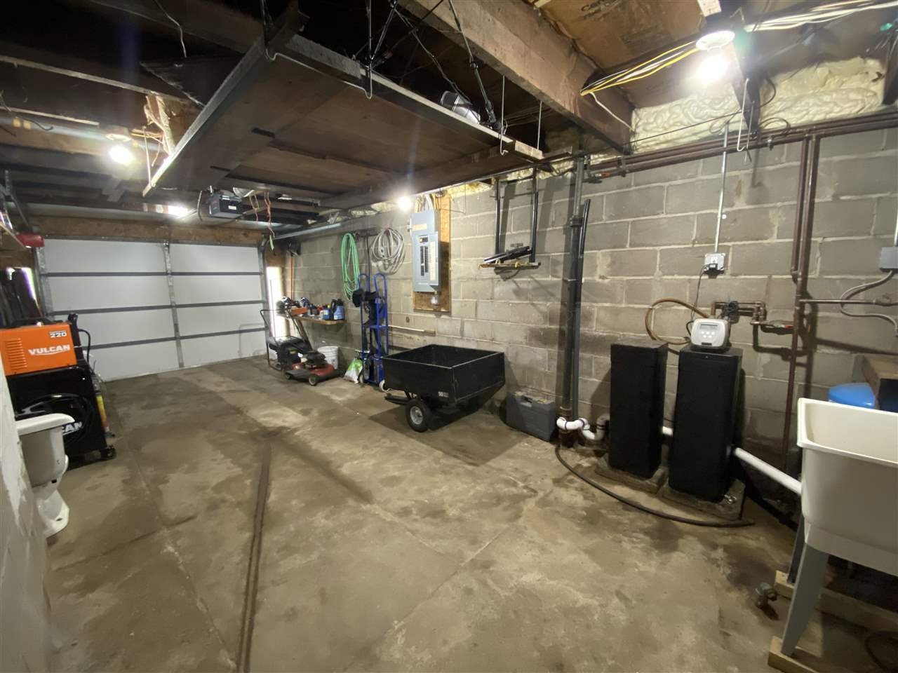 6897 Ann Arbor Road Jackson, MI 49201 - Photo 15 of 27 Photo 16