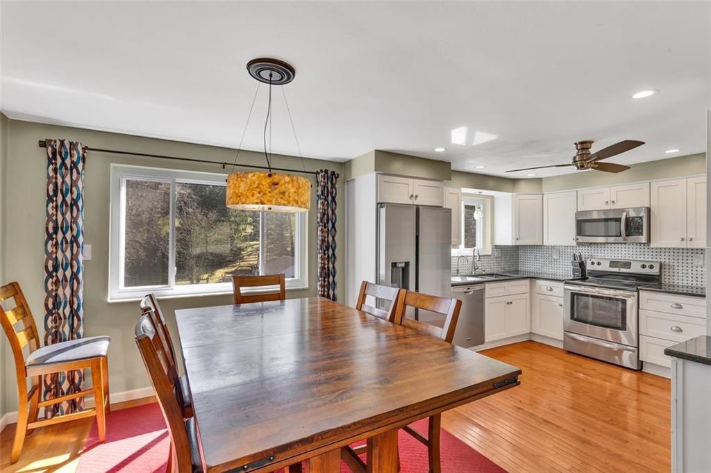 308 McIntyre Road Pittsburgh, PA 15237 - Photo 14 of 37