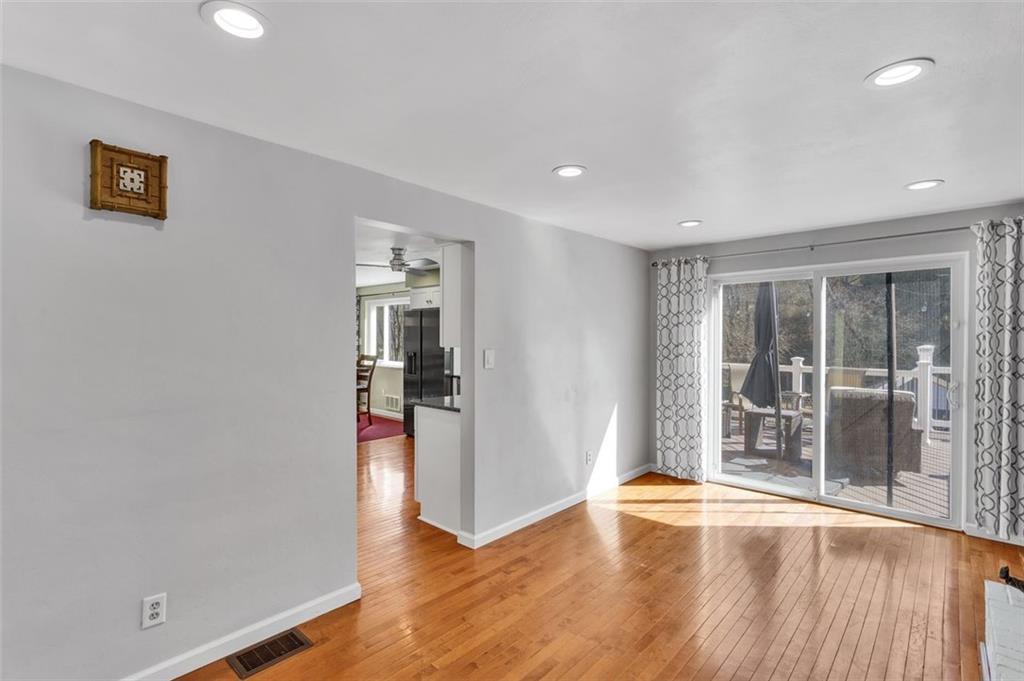 308 McIntyre Road Pittsburgh, PA 15237 - Photo 20 of 37