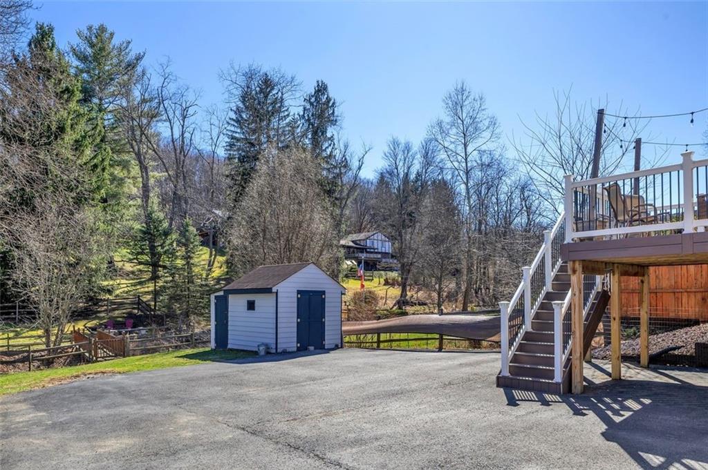 308 McIntyre Road Pittsburgh, PA 15237 - Photo 32 of 37