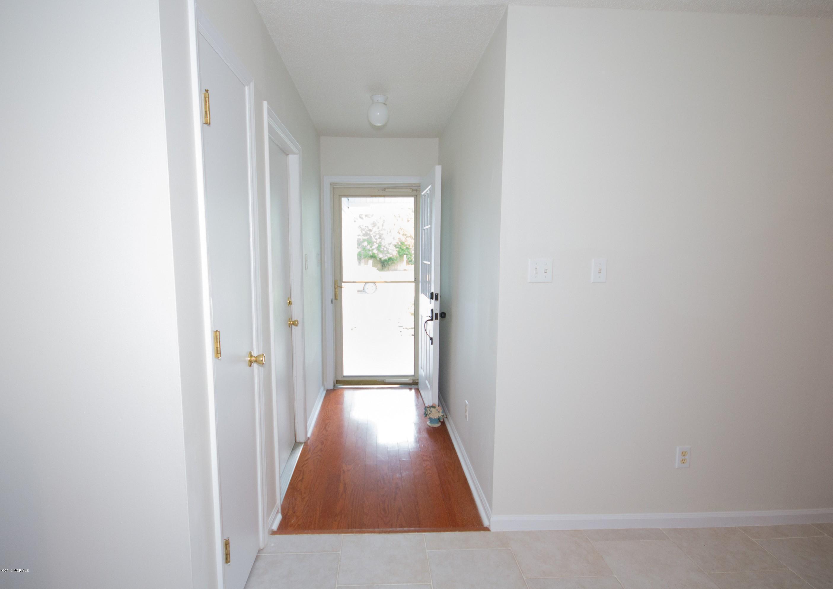 3012 Old Gate Road Morehead City, NC 28557 - Photo 15 of 25 Hall