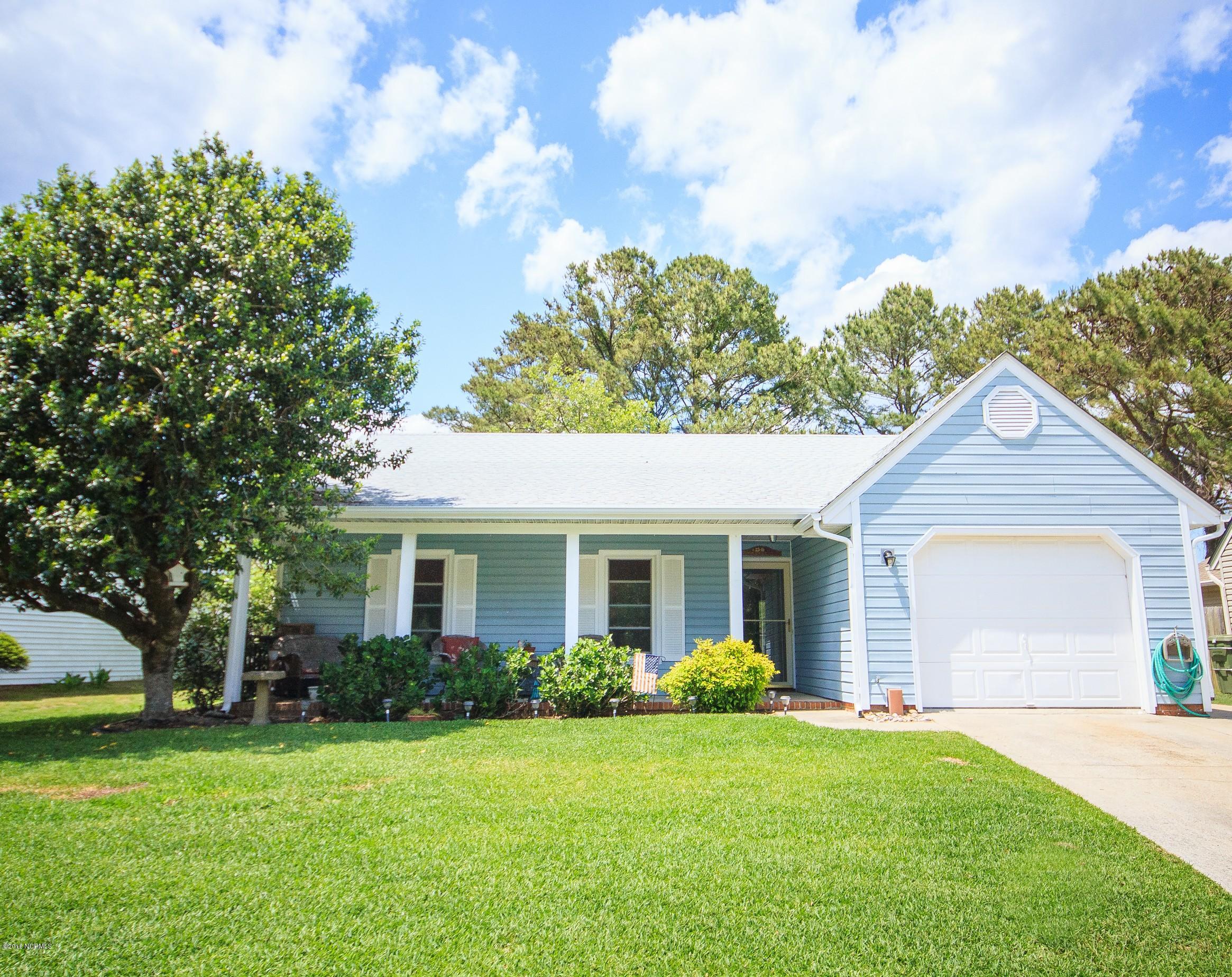 3012 Old Gate Road Morehead City, NC 28557 - Photo 2 of 25 Front of Home