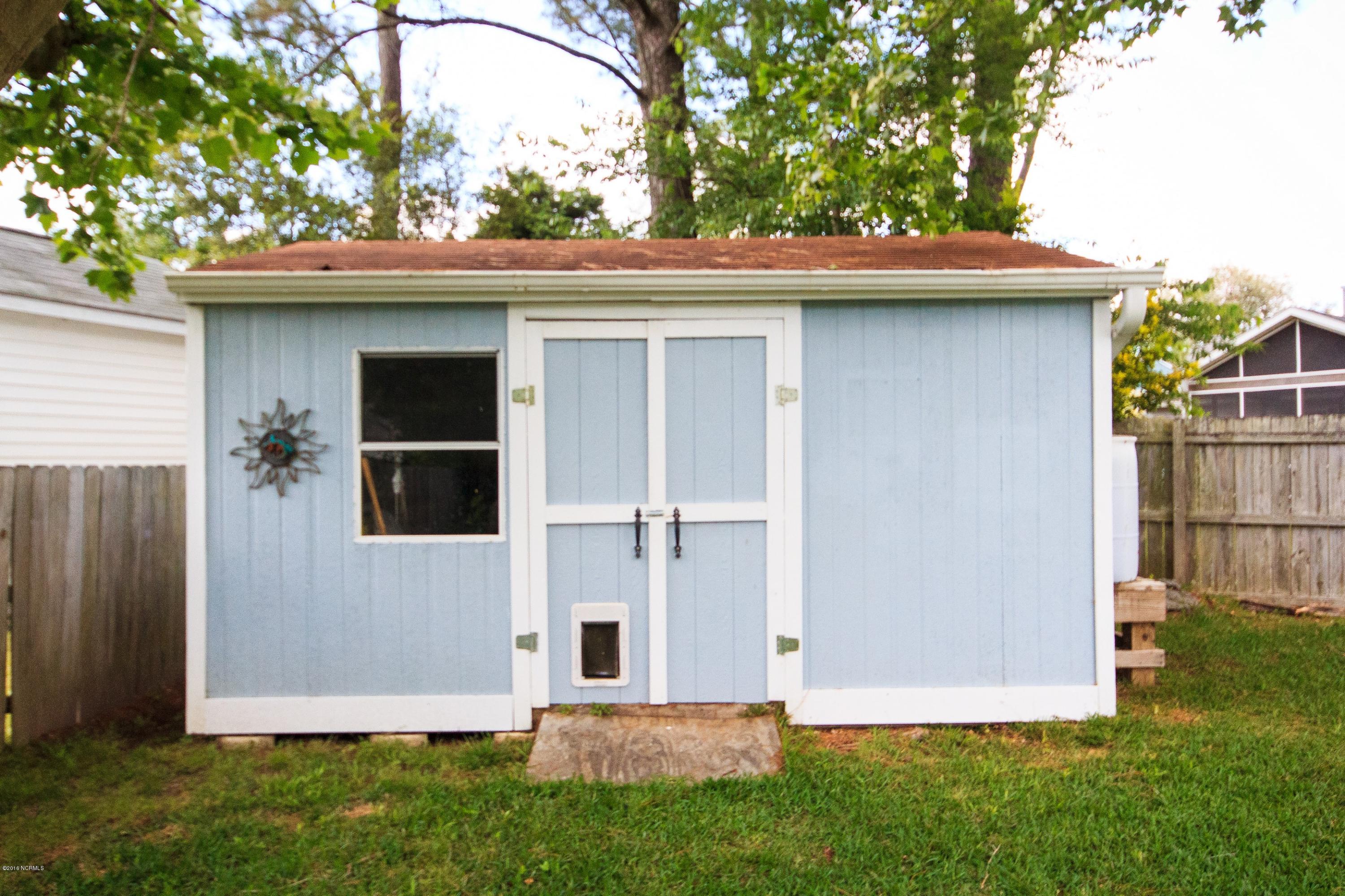 3012 Old Gate Road Morehead City, NC 28557 - Photo 23 of 25 Shed