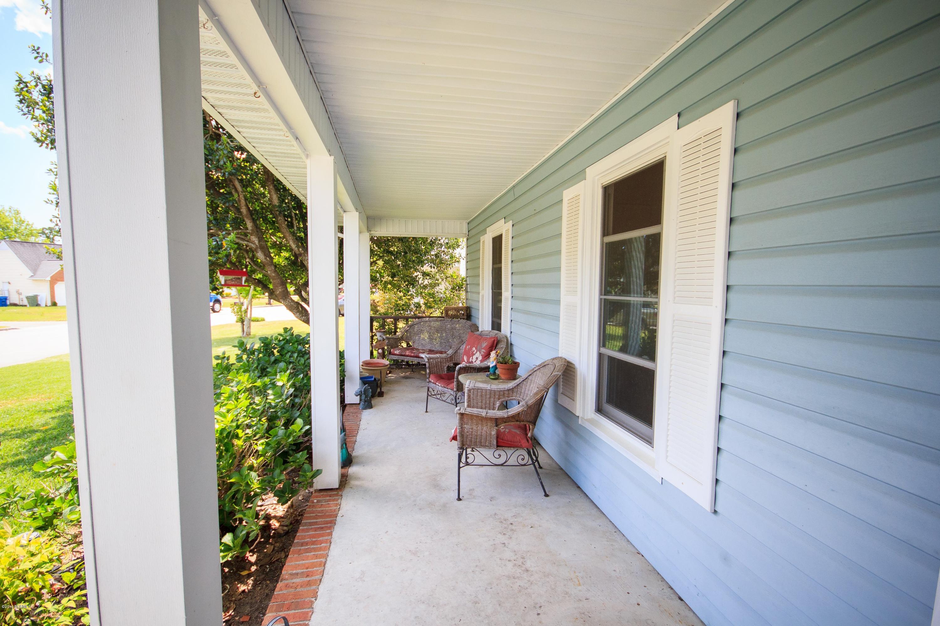 3012 Old Gate Road Morehead City, NC 28557 - Photo 3 of 25 Front Porch