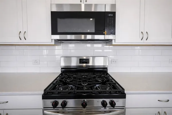 $2,350 | 3017 Dutch Road, Providence Village, TX 76227