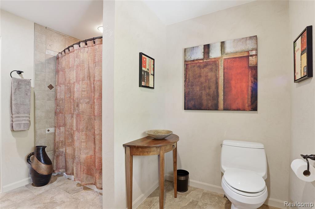 6211 Kings Scepter Road Grand Blanc, MI 48439 - Photo 25 of 82