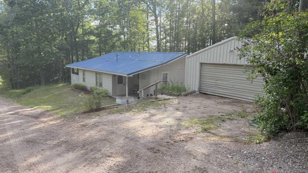 14054 Pointe Road Atlanta, MI 49709 - Photo 4 of 26