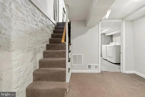 $409,999 | 815 Brooks Lane, Baltimore, MD 21217