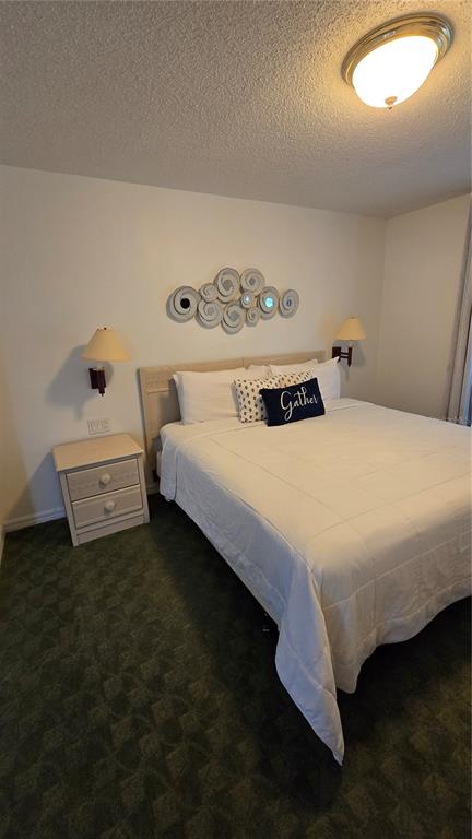 1013 Park Ridge Circle Kissimmee, FL 34746 - Photo 41 of 74 a bedroom with a bed and a window