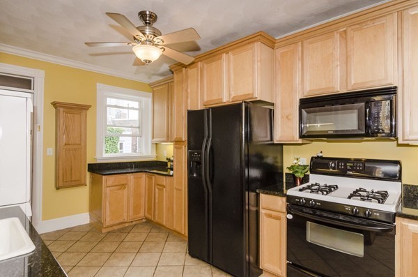 23 Netherlands Road, Unit 3 Brookline, MA 02445 - Photo 10 of 20 Gallery Image 10