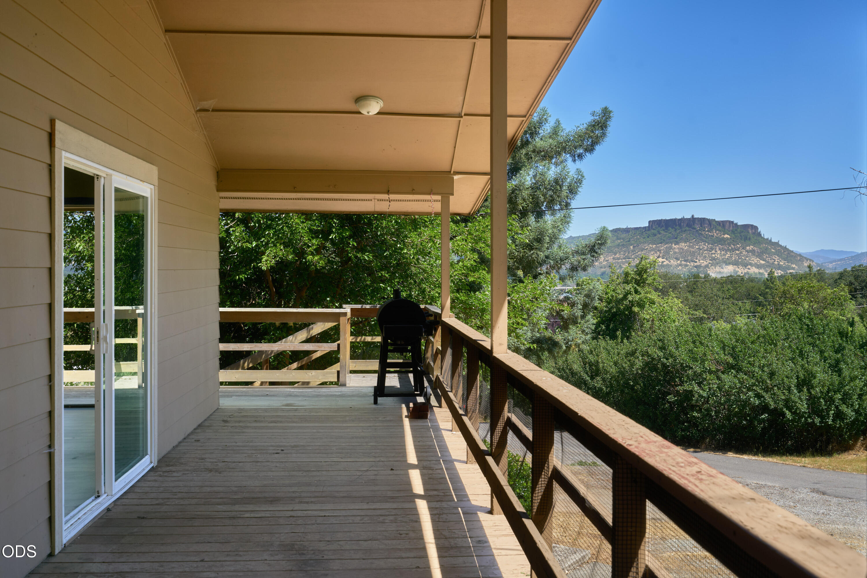 6530 Tolo Road Central Point, OR 97502 - Photo 16 of 35