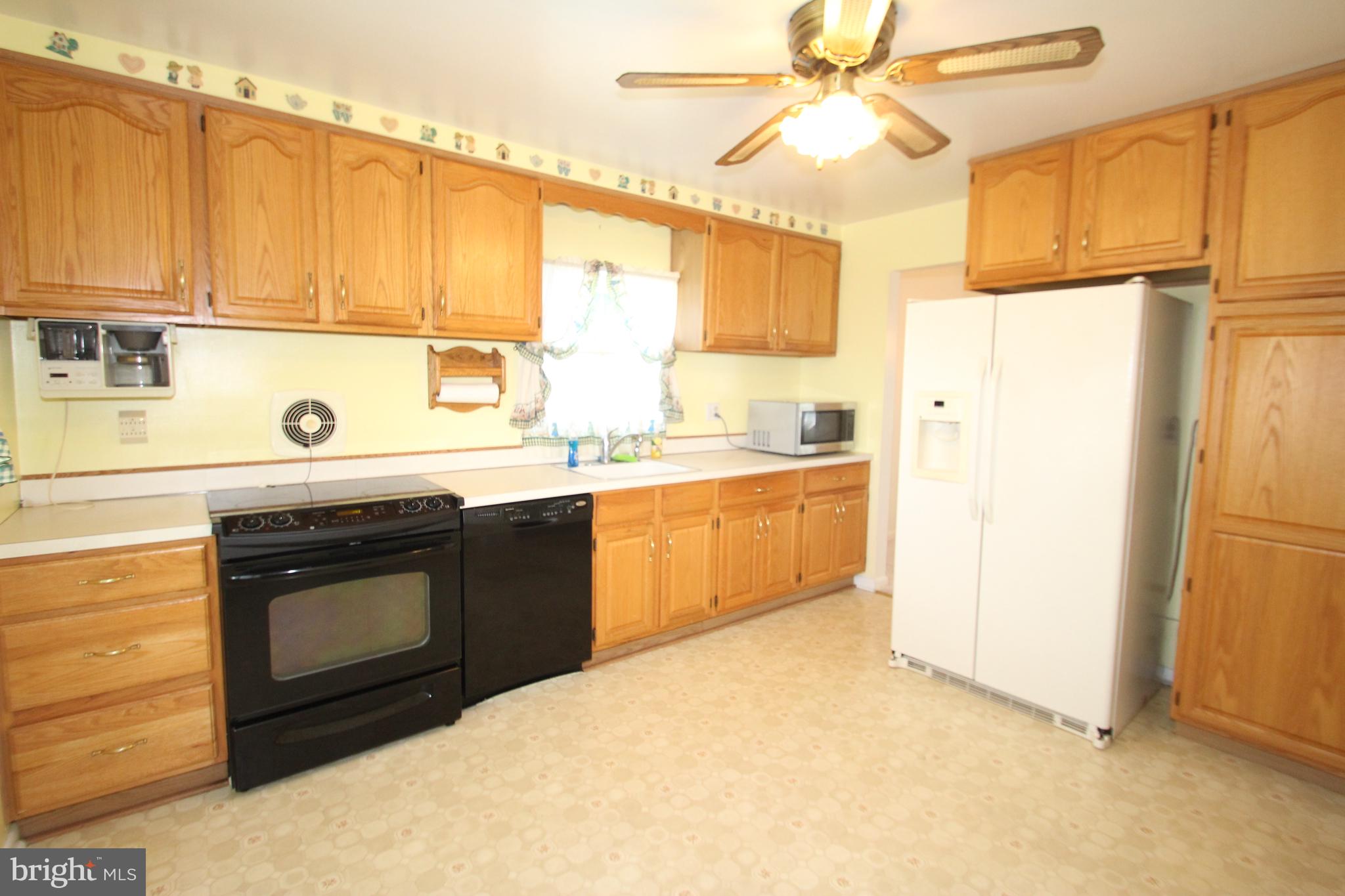 9 Alwyn Road Newark, DE 19713 - Photo 3 of 15 Kitchen