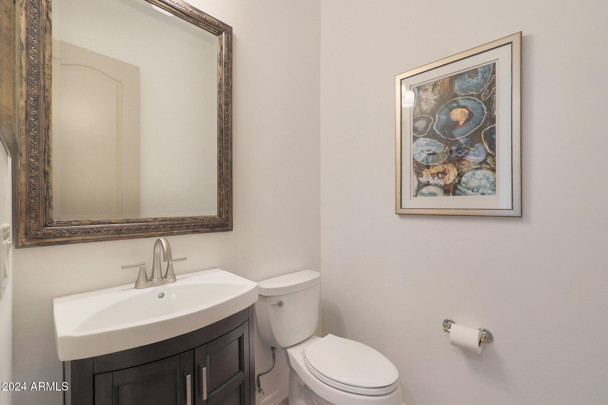 8533 East Montello Road Scottsdale, AZ 85266 - Photo 23 of 35 Powder Room