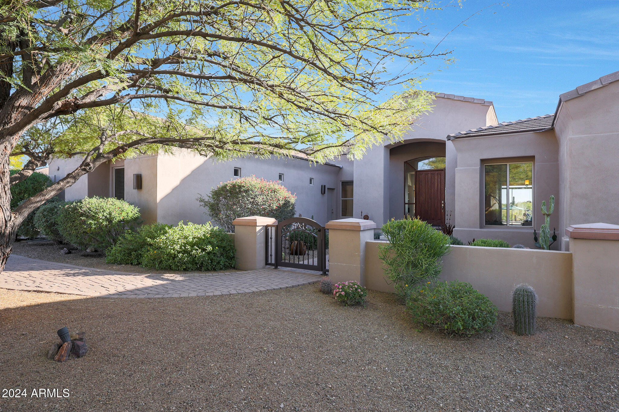 8533 East Montello Road Scottsdale, AZ 85266 - Photo 10 of 35 Front Courtyard