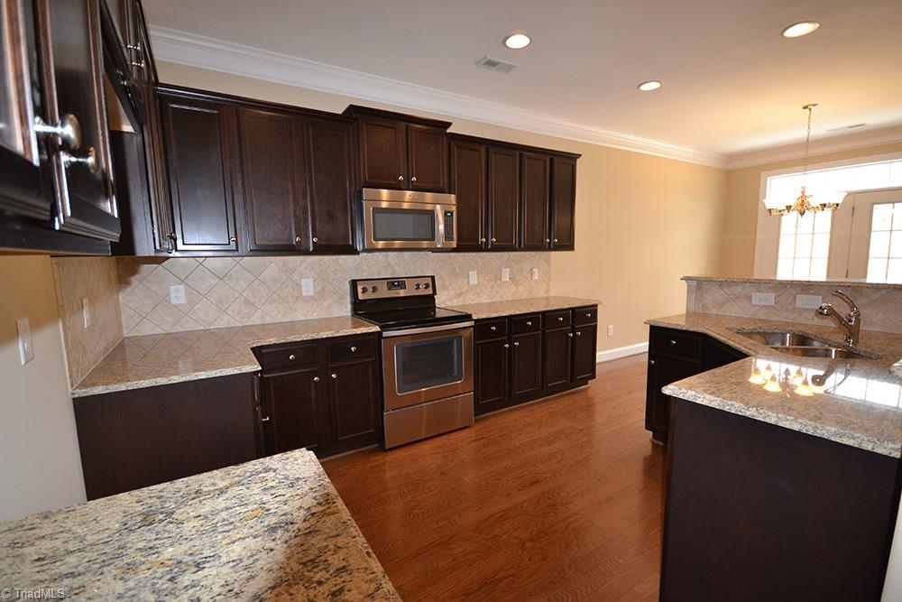688 Nikyle Circle High Point, NC 27265 - Photo 9 of 28 Gallery Image 9