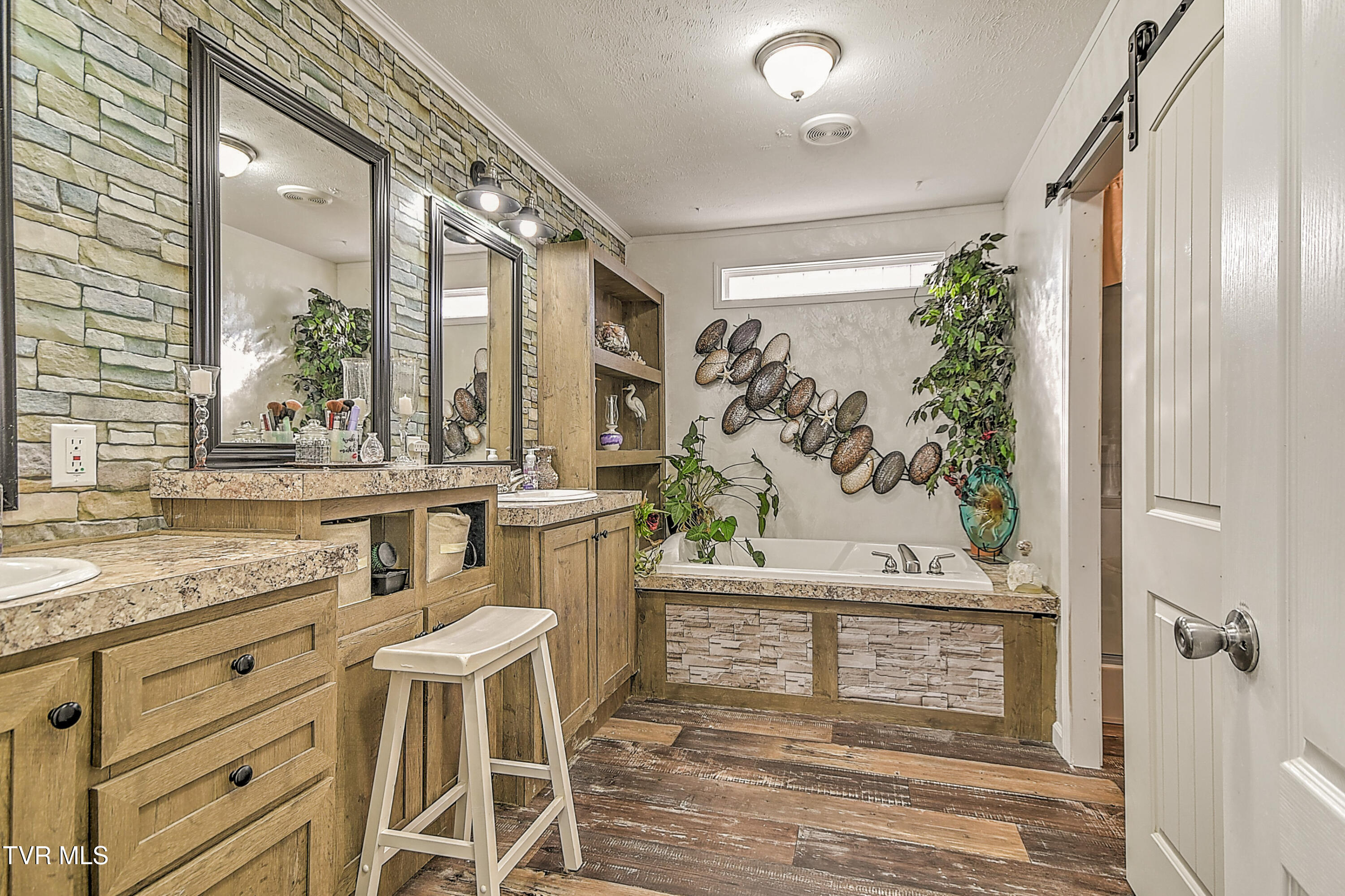 18378 Buffalo Pond Road Bristol, VA 24202 - Photo 21 of 41 Buffalo Pond SR-26