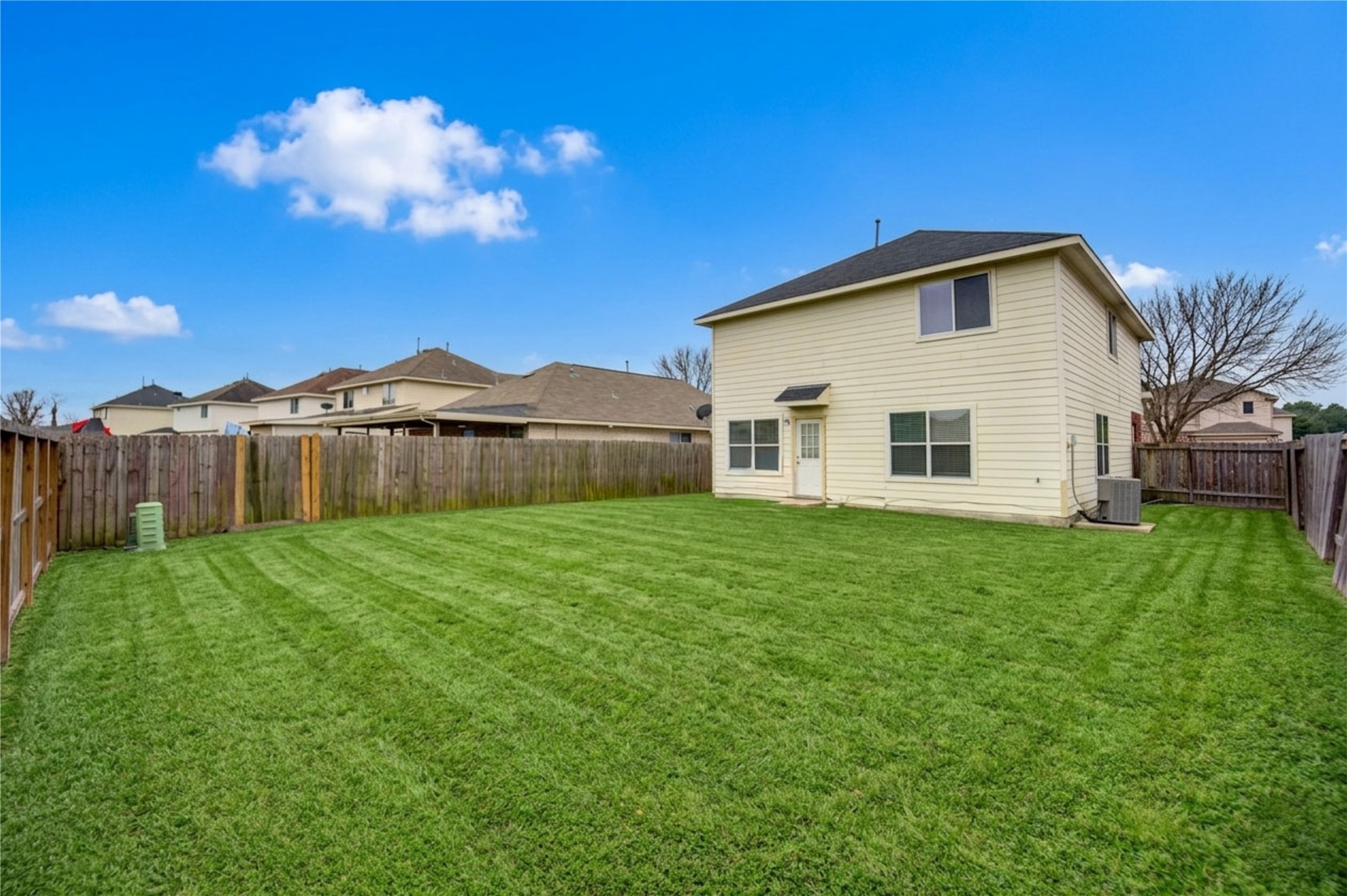 9926 Myrtle Field Lane Houston, TX 77044 - Photo 30 of 34