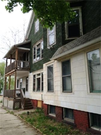 650-652 Chestnut Street Springfield, MA 01107 - Photo 3 of 5 Gallery Image 3