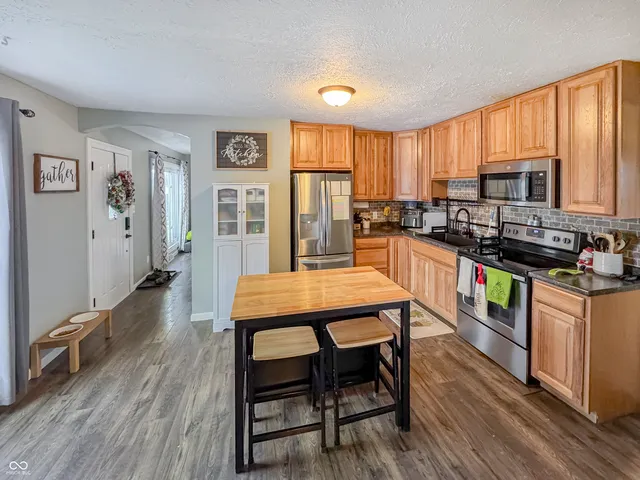 $218,000 | 118 Brentwood Lane, Whiteland, IN 46184