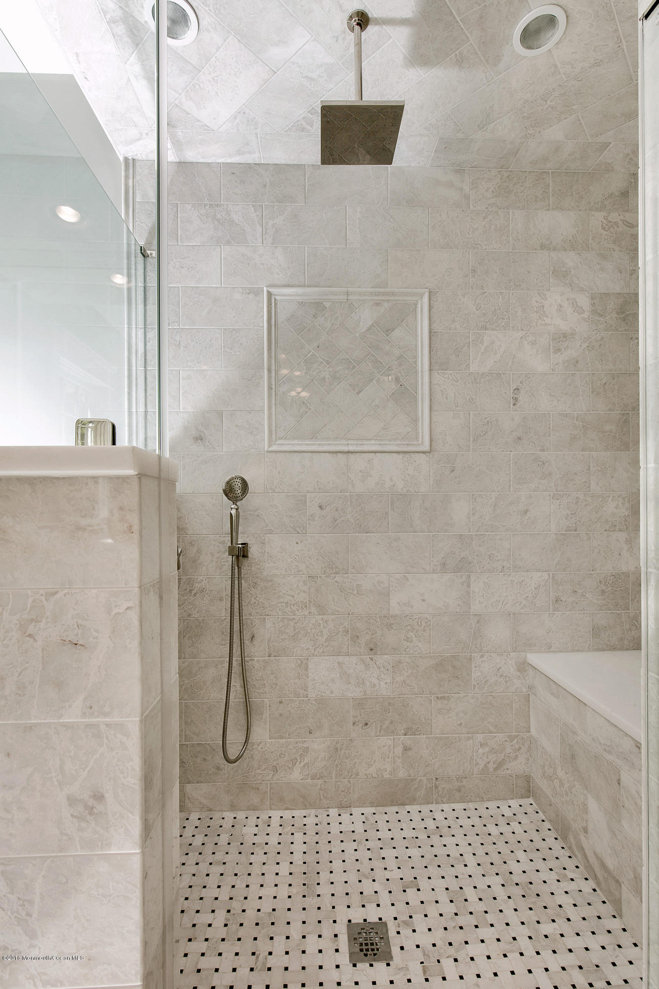 6 Clover Lane, Unit B Rumson, NJ 07760 - Photo 16 of 21 Master Bathroom