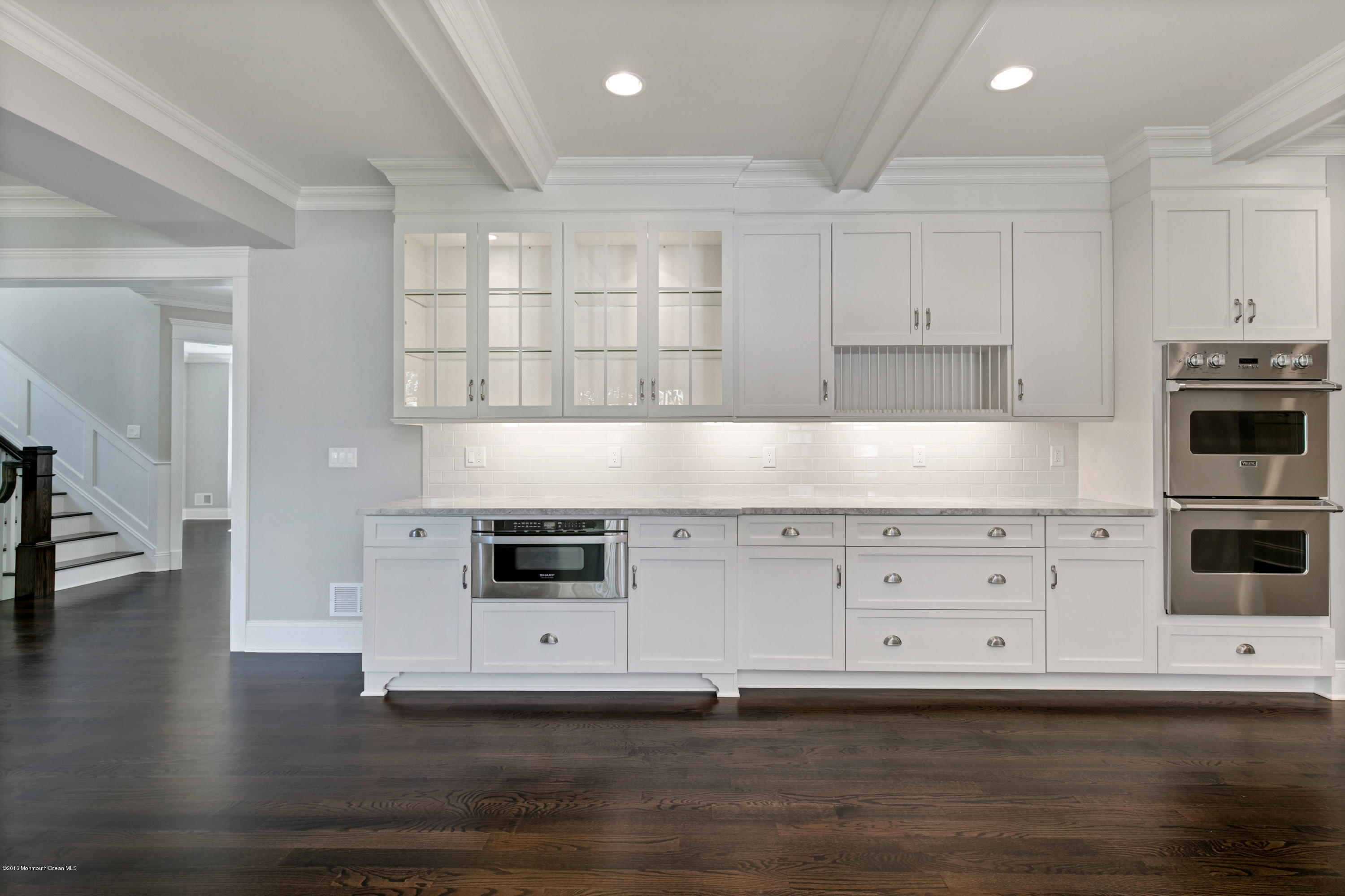 6 Clover Lane, Unit B Rumson, NJ 07760 - Photo 3 of 21 Kitchen