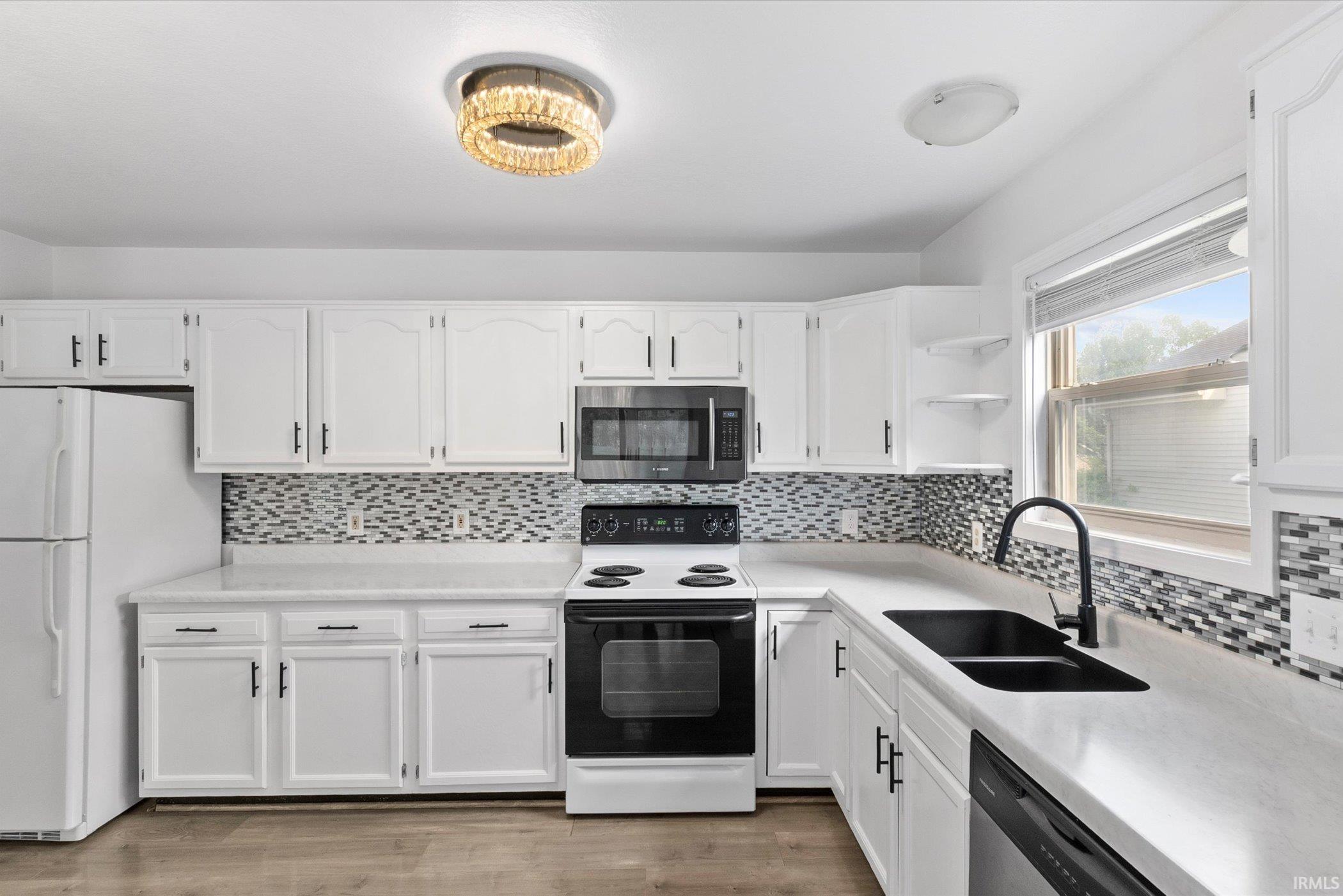 8809 Eventer Trail Fort Wayne, IN 46825 - Photo 20 of 32