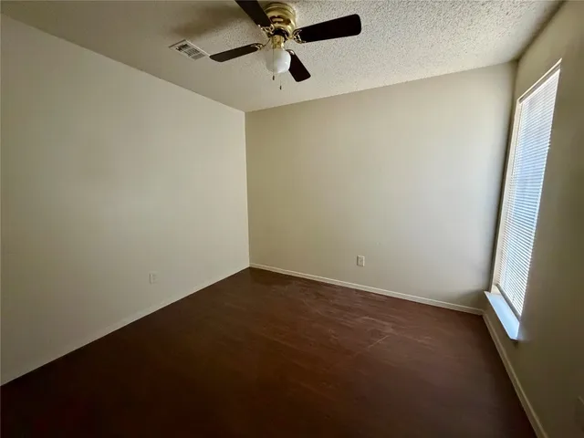 $1,350 | 1510 South Medina Street, Unit A, Lockhart, TX 78644