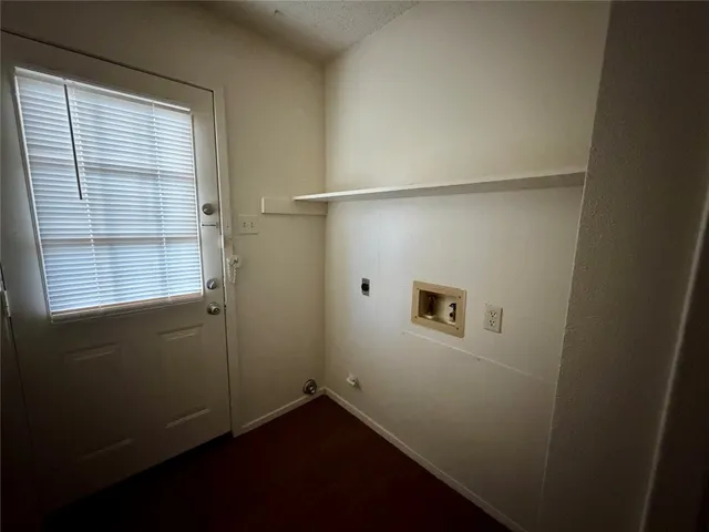 $1,350 | 1510 South Medina Street, Unit A, Lockhart, TX 78644