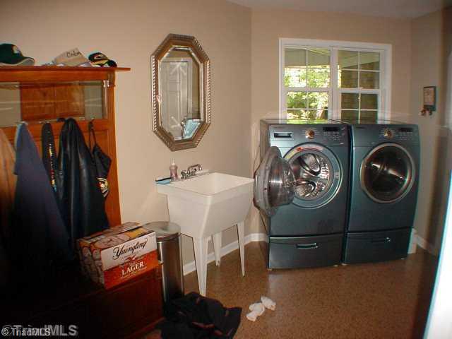 1841 Jerusalem Road Lexington, NC 27292 - Photo 9 of 16 Laundry Room.
