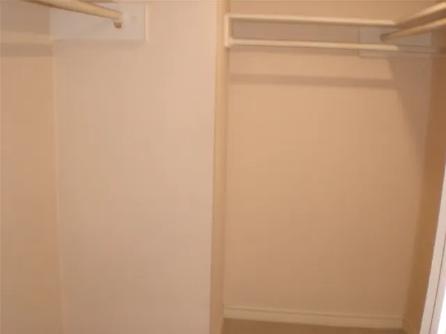 $1,000 | 12660 Ashford Point Drive, Unit 713, Houston, TX 77082