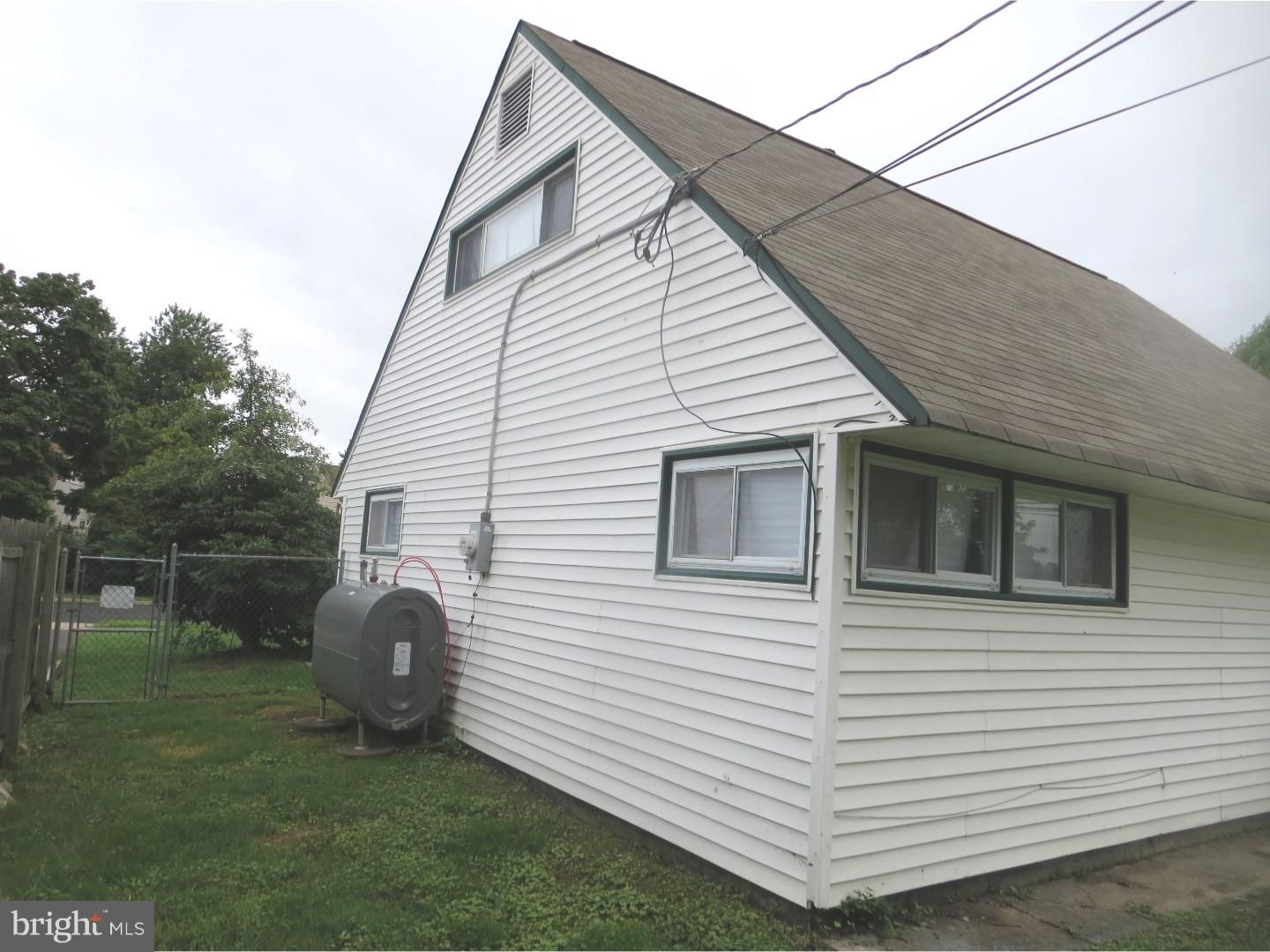 16 Wildflower Road Levittown, PA 19057 - Photo 4 of 23 Exterior Side