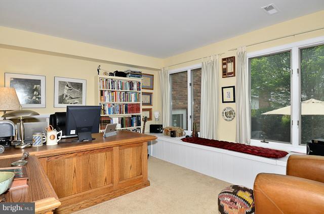 7200 Homestead Place Springfield, VA 22151 - Photo 11 of 25 Interior (General)