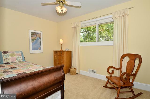7200 Homestead Place Springfield, VA 22151 - Photo 9 of 25 Bedroom