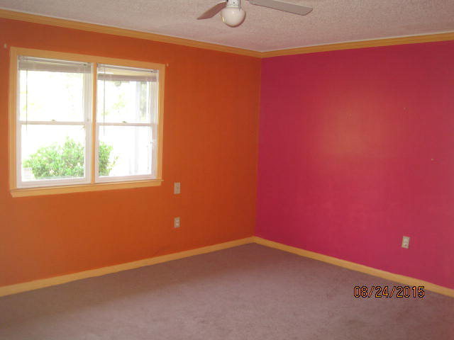 1256 Hamlin Road Lizella, GA 31052 - Photo 12 of 15 an empty room with a window