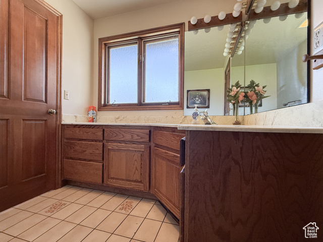 263 East Fish Hatchery Road Mantua, UT 84324 - Photo 26 of 48 Half bath on main level