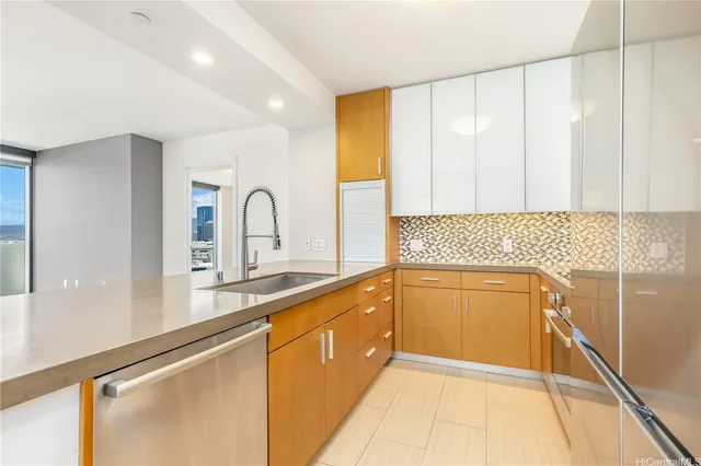 $4,300 | 600 Ala Moana Boulevard, Unit 1606, Honolulu, HI 96813