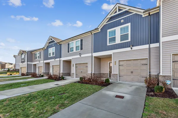 $2,000 | 1749 Tahoma Drive, Lebanon, TN 37087