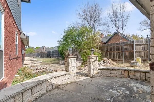 $455,000 | 500 Quail Cove Court, Hurst, TX 76054