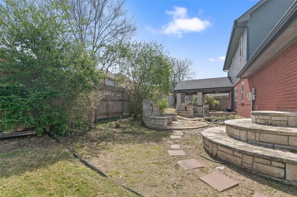 $455,000 | 500 Quail Cove Court, Hurst, TX 76054