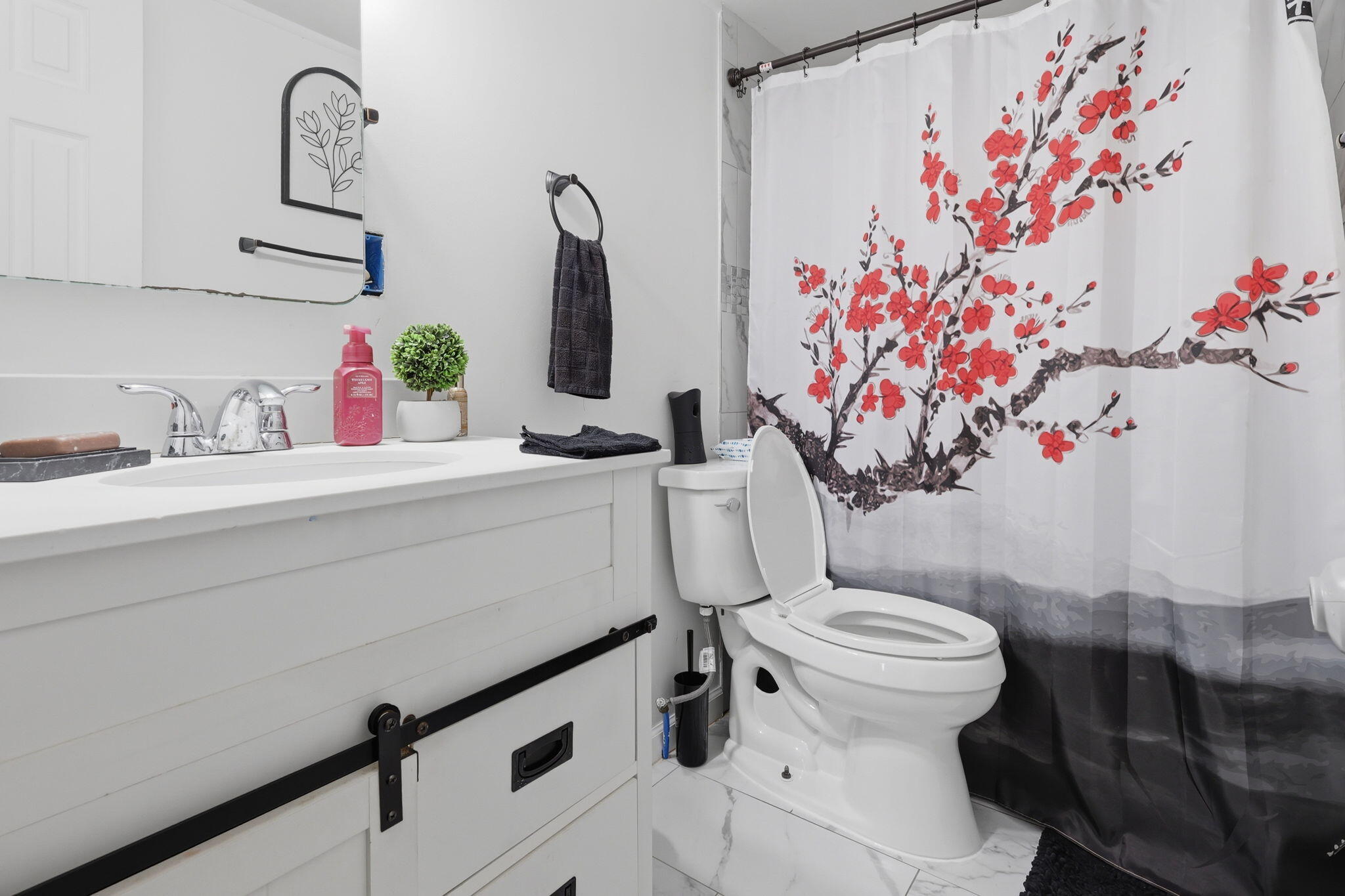 5691 East Coe Road Shepherd, MI 48883 - Photo 12 of 25 18-web-or-mls-014_2z6a7729 colin gipson-